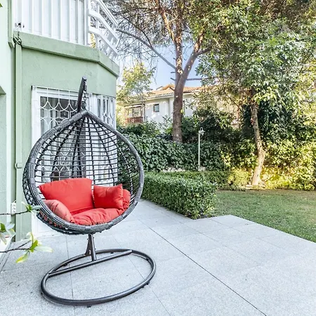 Apartment Chic Flat W Garden In Bebek, Lux Side Of