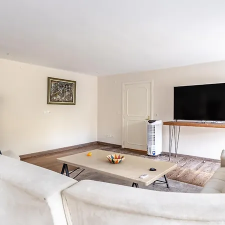 Chic Flat W Garden In Bebek, Lux Side Of * Istambul