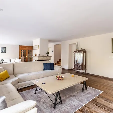 Chic Flat W Garden In Bebek, Lux Side Of