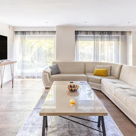 Chic Flat W Garden In Bebek, Lux Side Of