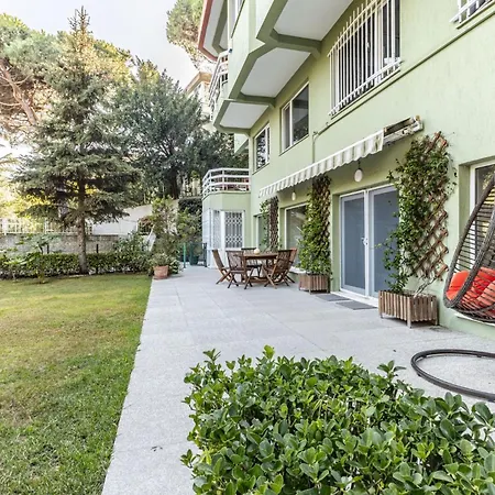 Chic Flat W Garden In Bebek, Lux Side Of Appartement Istambul