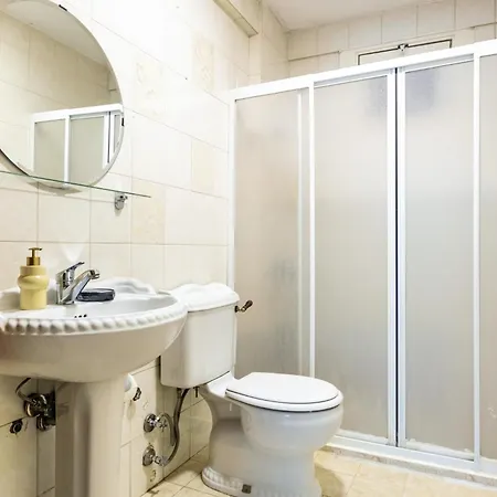 Chic Flat W Garden In Bebek, Lux Side Of Appartement Istambul